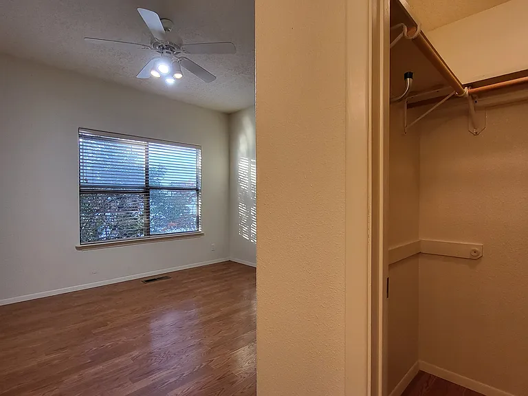 4211 Pitt St NE — Photo 18
