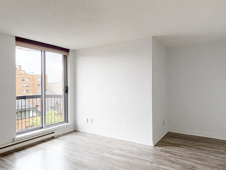 341 Maclaren St — Photo 19