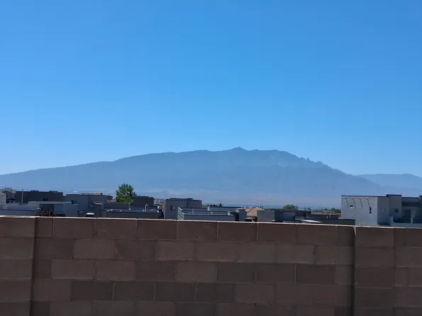 5724 Sandoval Dr NE, Rio Rancho, NM 87144