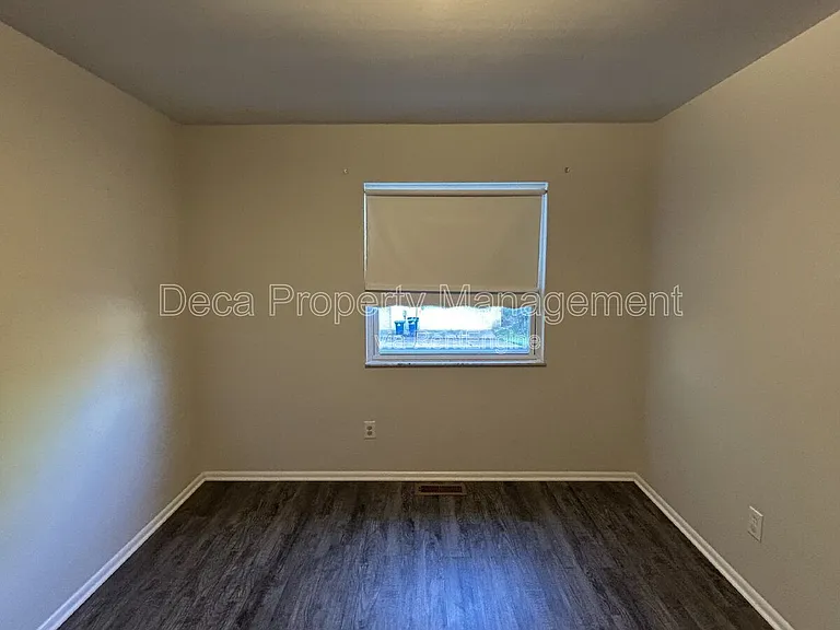 10110 Buffton Dr — Photo 9