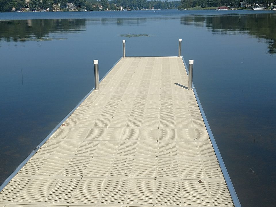 Brand new dock!!
