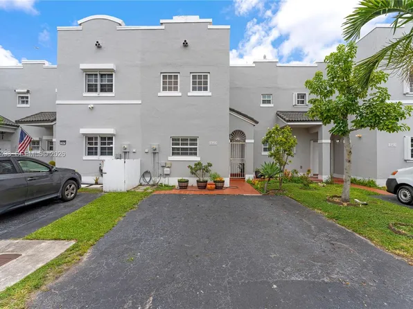 12427 NW 7th Ln, Miami, FL 33182