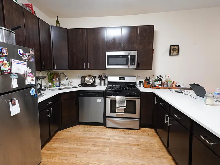 2845 N Southport Ave #1F — Photo 9