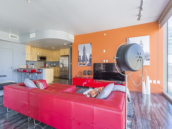 4th image of 38 N Almaden Blvd Unit 720