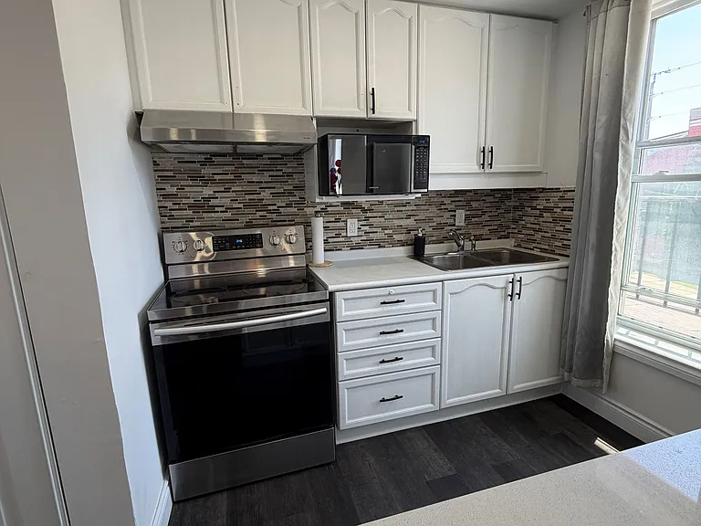 85 Wilson St #3 — Photo 8