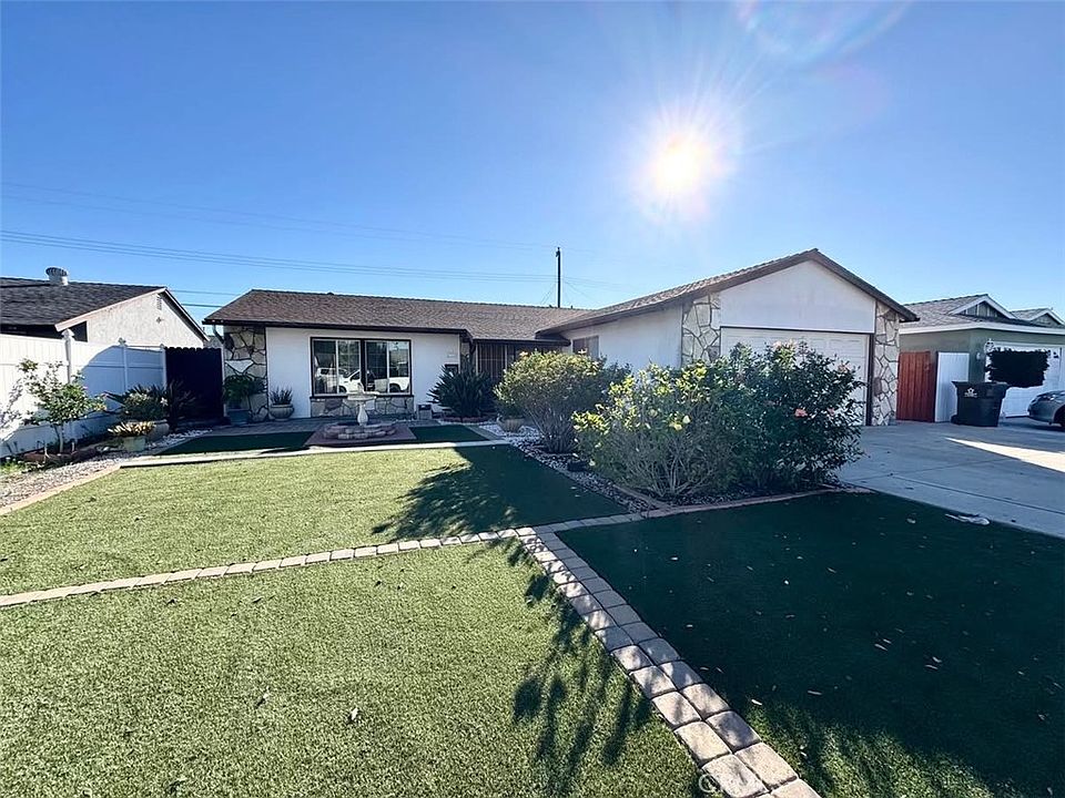 1st image of 5326 W Henderson Pl