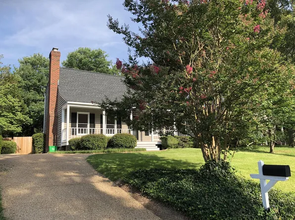 5105 Fairlake Ln, Glen Allen, VA 23060