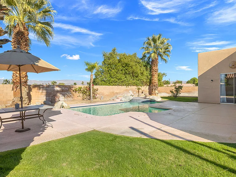 18 Tucson Cir — Photo 39