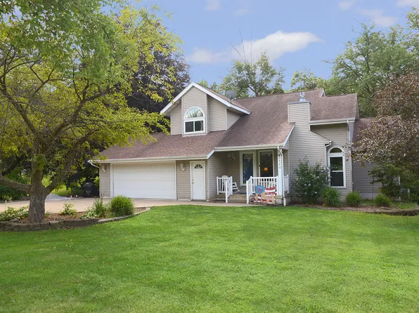 2520 Champlain St, Ottawa, IL 61350