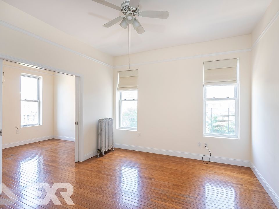 1st image of 215 W 116th St APT 5E