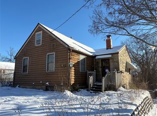 3201 Cleveland Ave, Des Moines, IA 50317