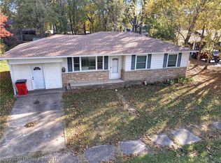 203 Pine St, Dardanelle, AR 72834