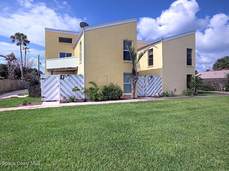 1st image of 119 Coral Way E APT D