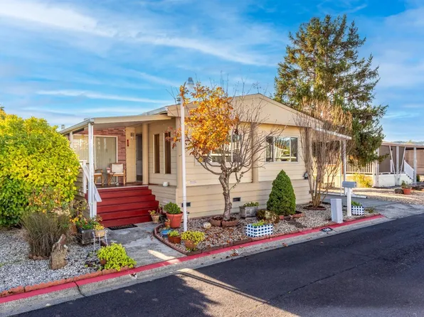 130 Cabana Drive #130, Napa, CA 94558