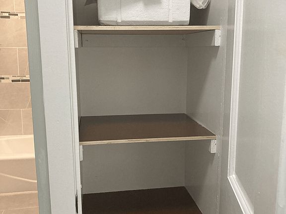 5th image of 208 Mac Donough St #2