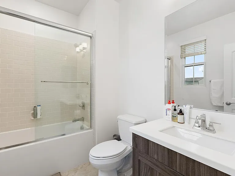 6640 Solterra Vista Pkwy — Photo 19