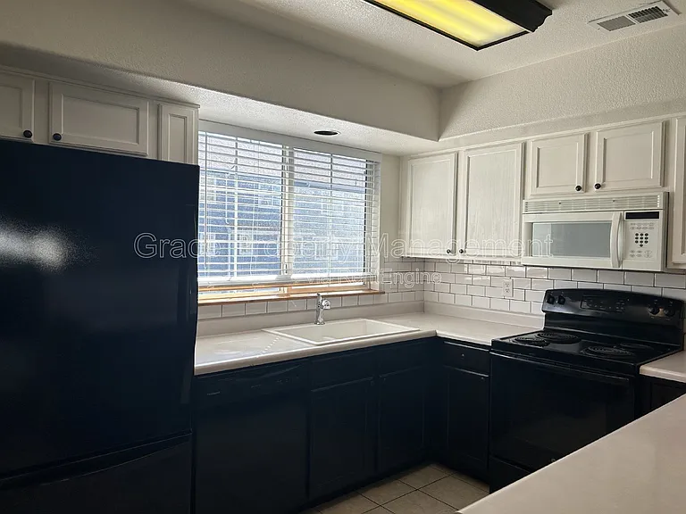 8199 Welby Rd #2905 — Photo 7