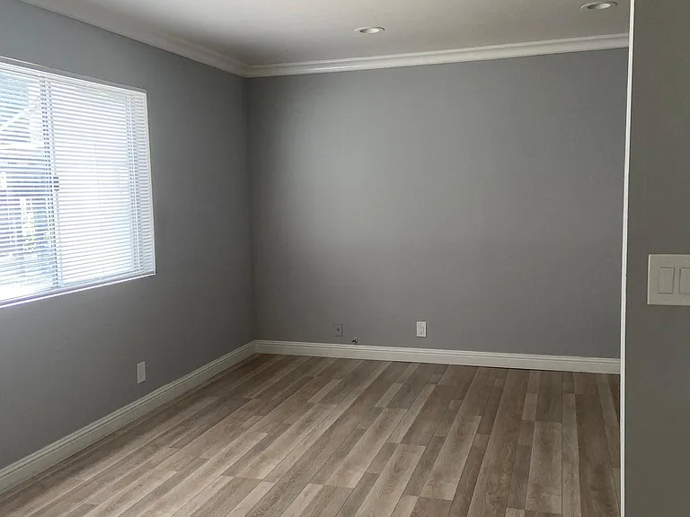 824 Blair Ave #4 — Photo 4