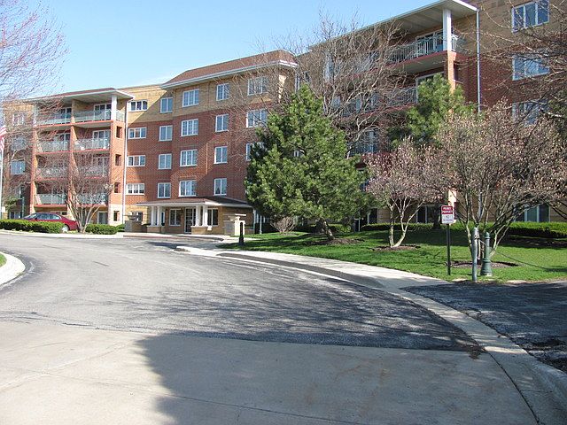 1st image of 710 Creekside Dr Unit 308