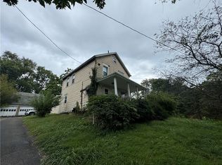 109 Mercer Ave, Wheatland, PA 16161