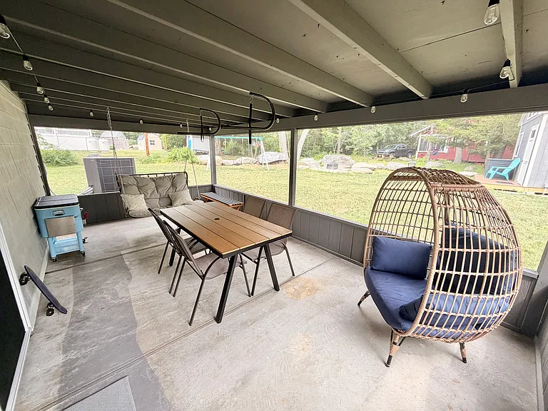 50 Briar Rd — Photo 19