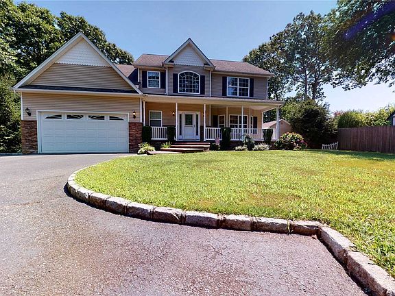 2nd image of 118 Smith Ln