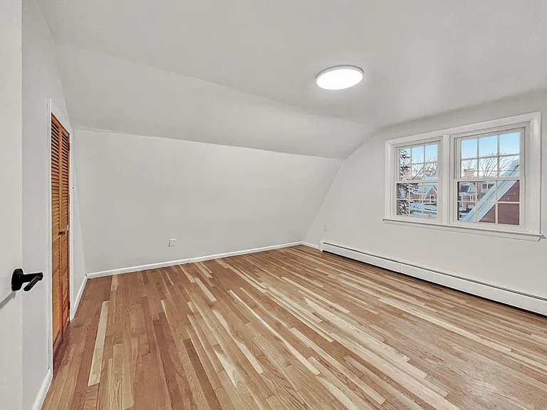 41 Burrwood Rd — Photo 11