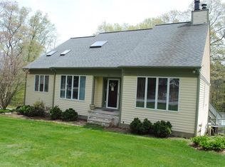 10 Spring Dr, Johnston, RI 02919