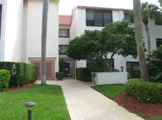 1001 Tartan Dr APT 101, Palm Harbor, FL 34684