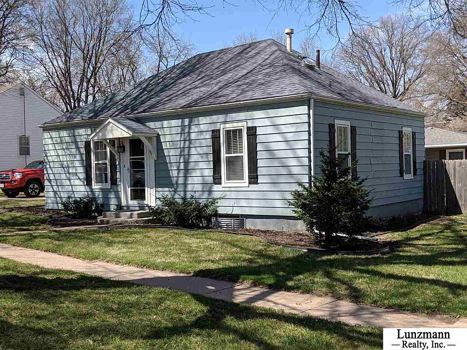 1st image of 1300 18th St