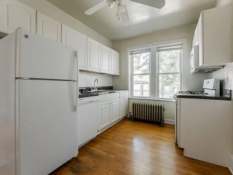 4329 N Francisco Ave #3 — Photo 6