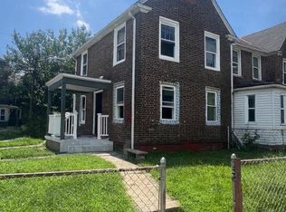 1072 Ironsides Rd, Camden, NJ 08104