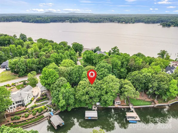 322 Lakeview Shores Loop, Mooresville, NC 28117