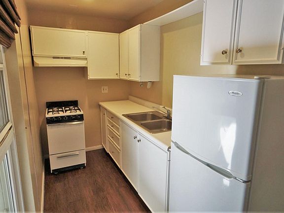 3rd image of 4077 Lamont St APT 3