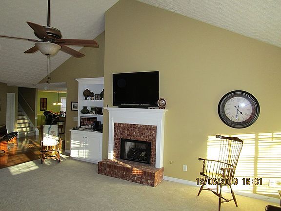 5th image of 100 Shoal Creek Ct