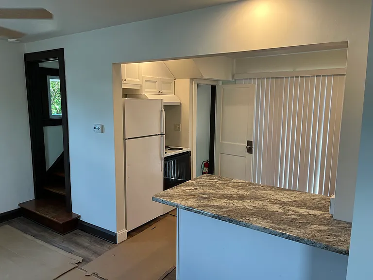 1631 W Wisconsin Ave — Photo 7