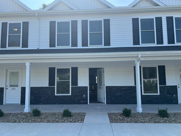 300 Greentree Dr #43, Bridgeport, WV 26330