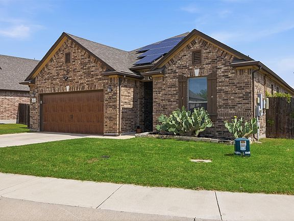 3rd image of 16616 Brogan Ln