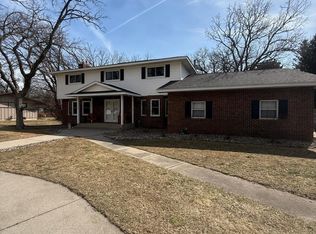 1708 Woodland Rd, Saint Cloud, MN 56304