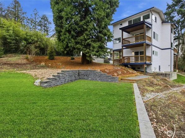 5942 21st Avenue SW, Seattle, WA 98106
