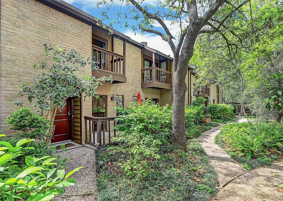 1st image of 11711 Memorial Dr APT 107