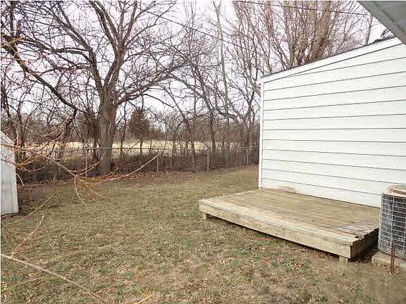 5th image of 725 Fredrick Dr