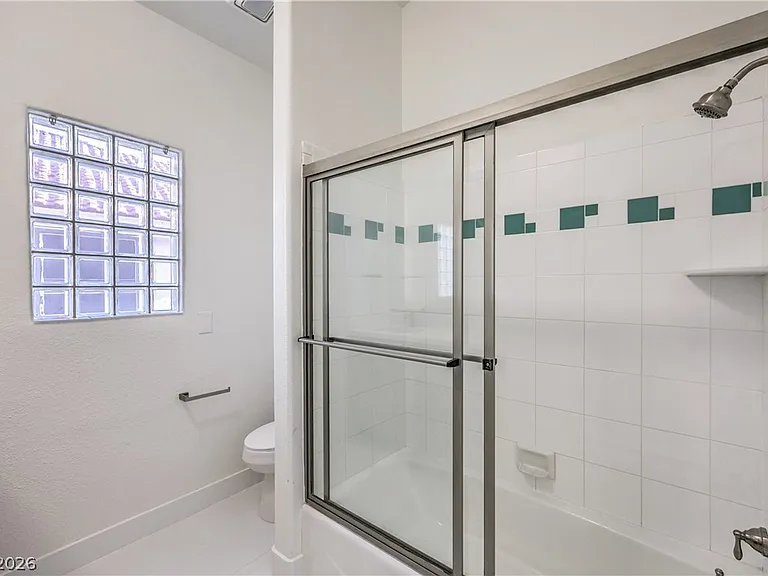 5152 Forest Oaks Dr — Photo 43