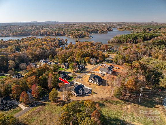 2nd image of 110 Lake Mist Dr