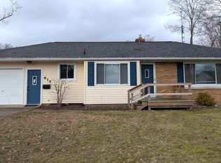 614 E Sunset Dr, Muskegon, MI 49445