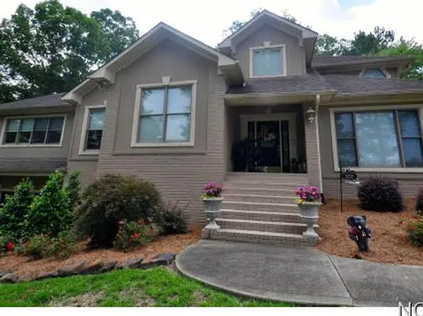 107 Pine Hill Dr, Cullman, AL 35057