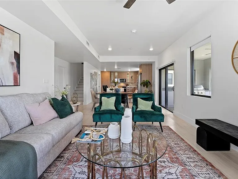 6390 Chorus Dr — Photo 6