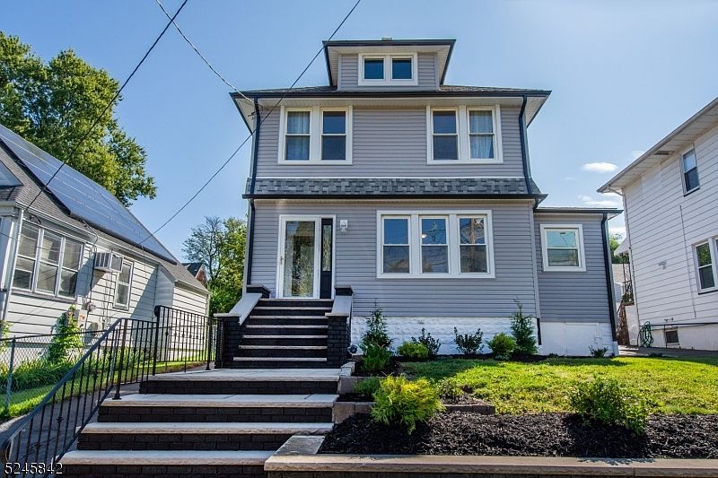 1st image of 476 Franklin Ave