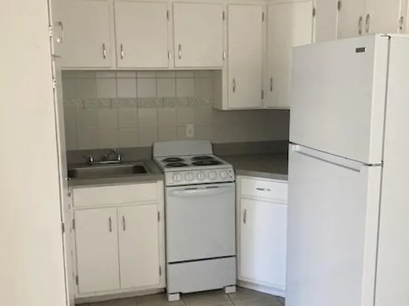 431 N Halifax Ave #16, Daytona Beach, FL 32118