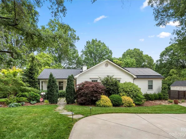 4425 Walker Rd, Charlotte, NC 28211